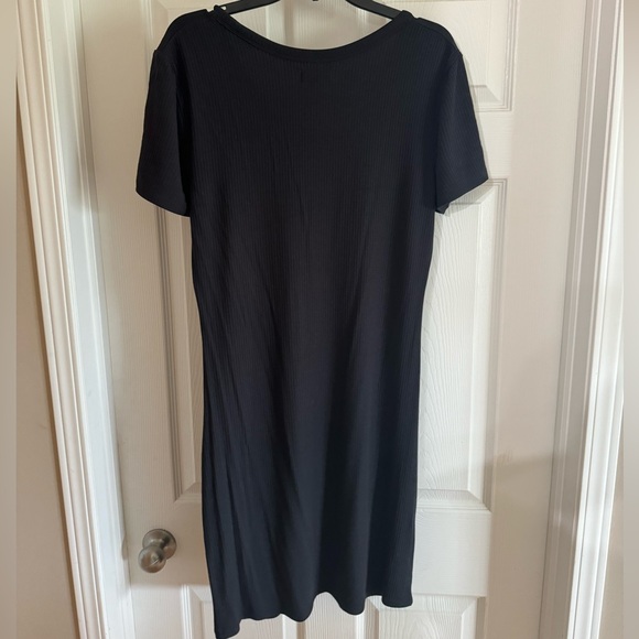 Black ribbed dress size XL from Hudson’s north. - Picture 2 of 3